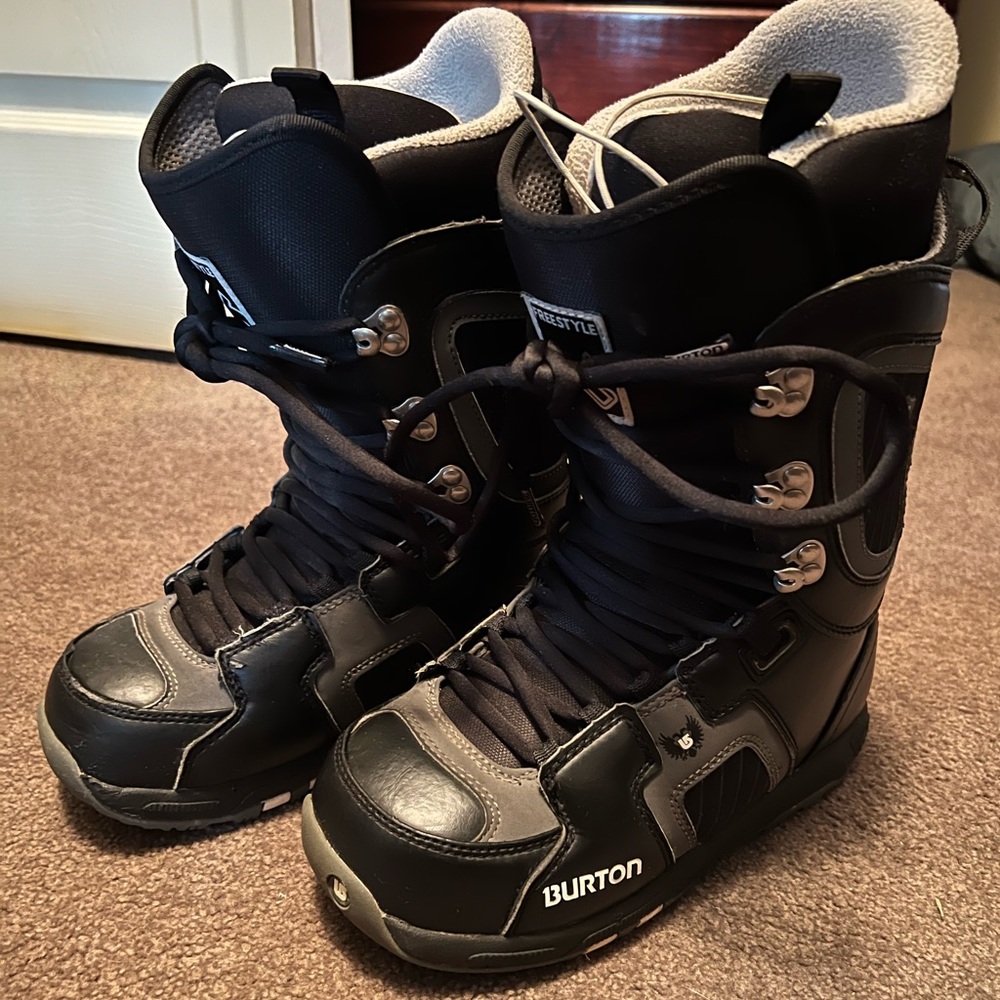 Burton Snowboard Boots, Size 6